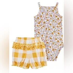Carter’s Baby Girls 3 Months 2 Piece Outfit Set With Bodysuit & Shorts NWT